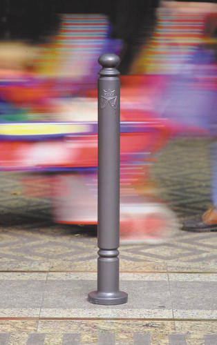 E851810